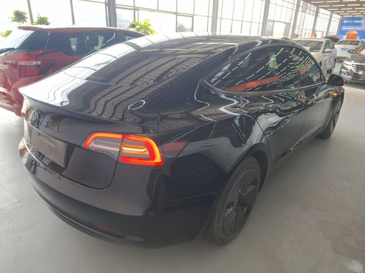 Model 3 2021 Standard Range RWD Upgraded photo 4