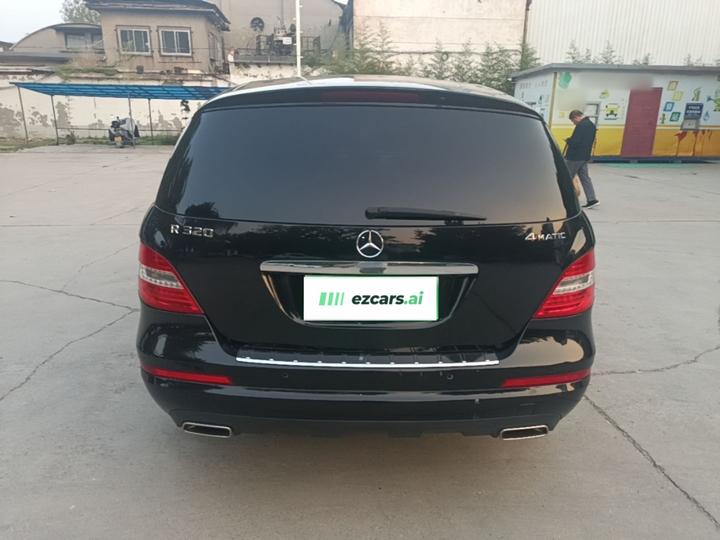 R-Class 2017 R 320 4MATIC Business Edition photo 3