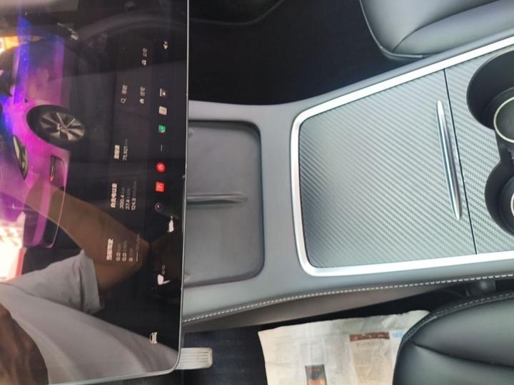 Model Y 2022 RWD photo 8