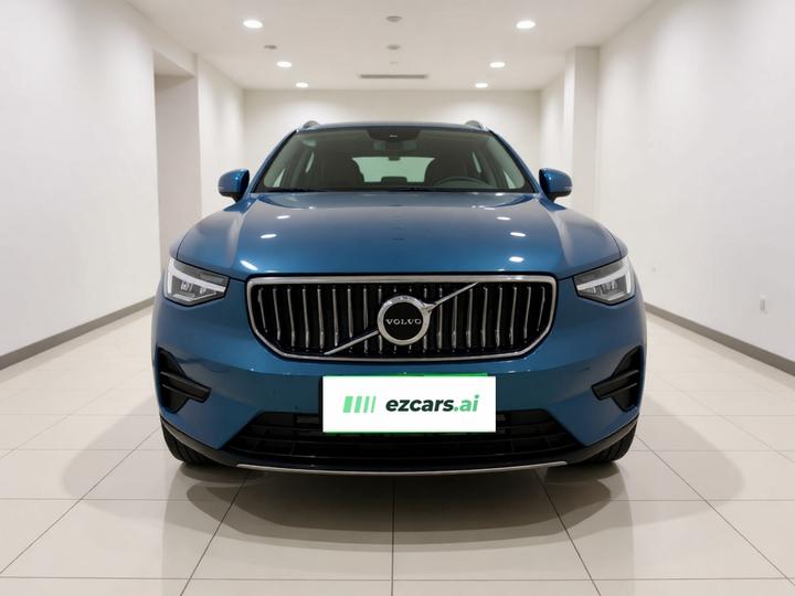 XC40 2023 B3 Sport photo 2