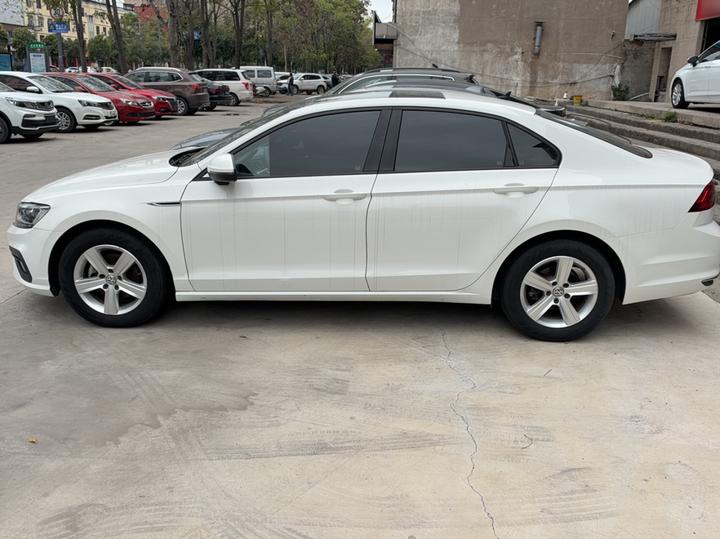 Lamando 2019 230TSI DSG China VI photo 4