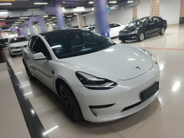 Model 3 2020 Standard Range RWD Upgraded photo 3