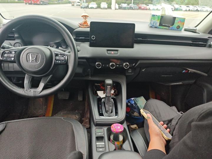 Vezel 2023 1.5L CVT Tech photo 5