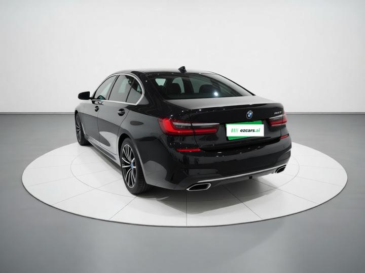 3 Series 2022 Facelift 320Li M Sport Package photo 4