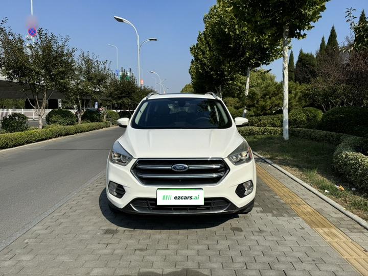 Kuga 2019 EcoBoost 180 RWD China VI photo 3