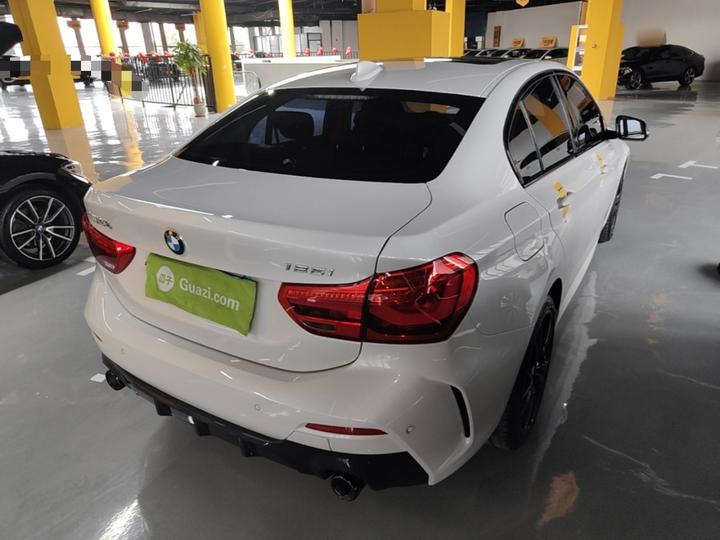 1 Series 2022 125i M Sport photo 6