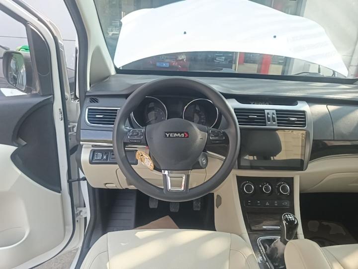 2018 1.5L MT Comfort photo 6