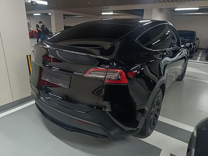 Model Y 2022 RWD photo 4