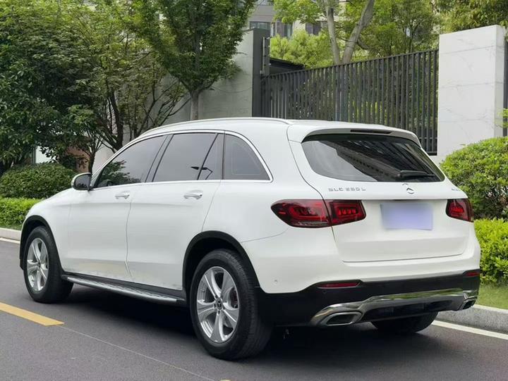 GLC 2020 GLC 260 L 4MATIC Dynamic photo 4