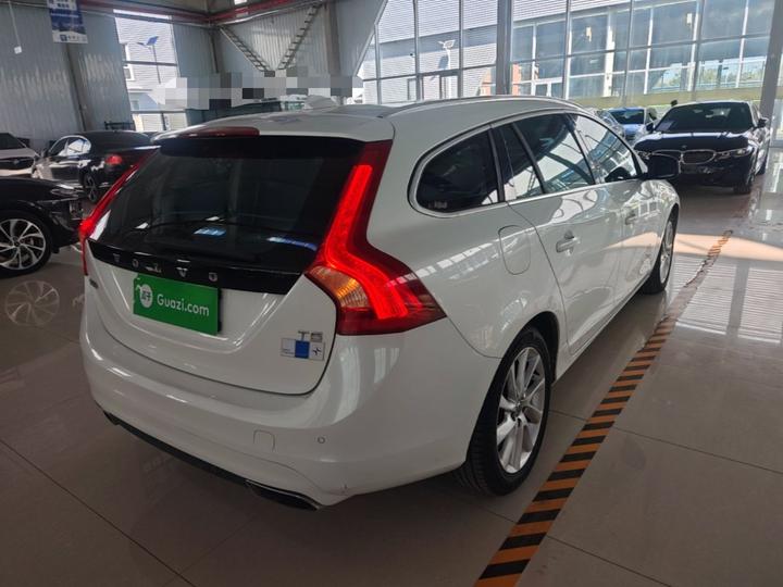 V60 2016 T5 photo 6