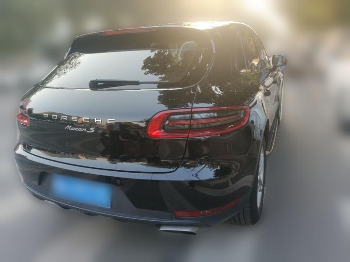 2017 Macan 2.0T photo 7