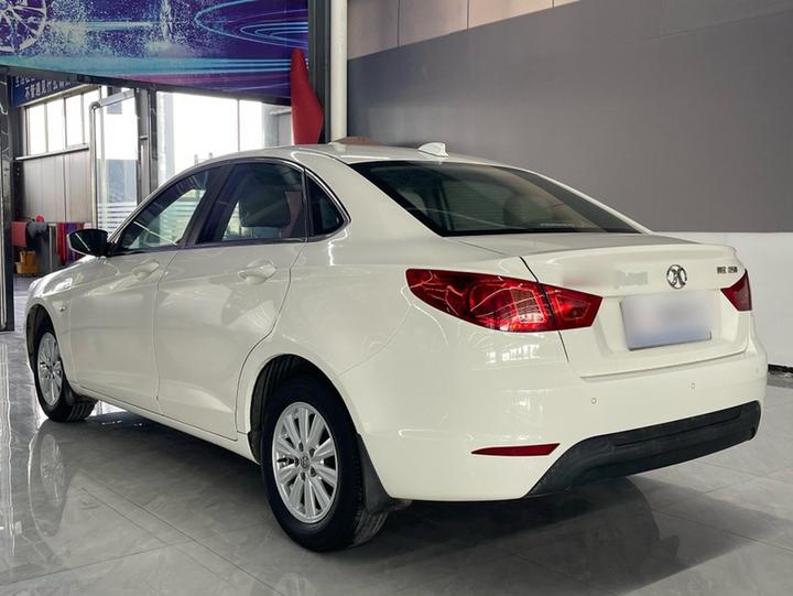 BAIC D50 2014 1.5L MT Standard photo 4