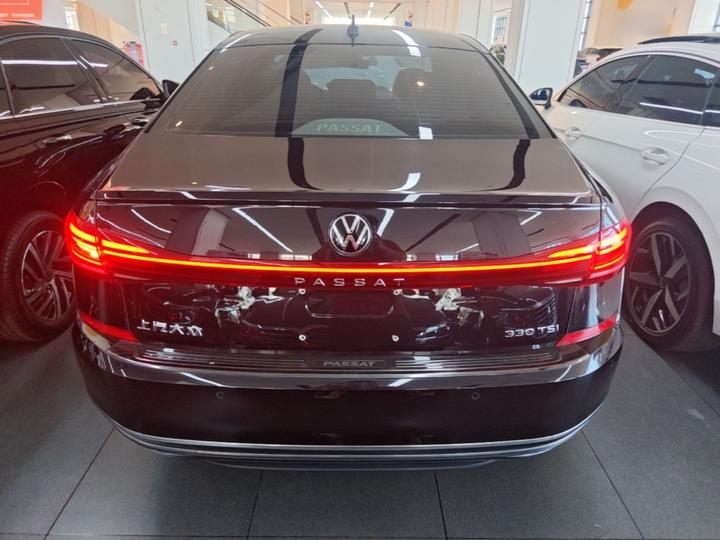 Passat 2023 Facelift 330TSI Elite photo 5