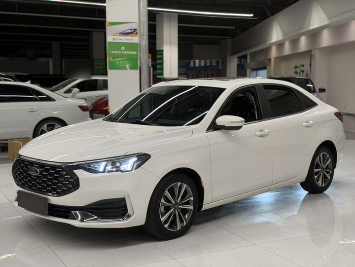 Escort 2021 1.5L AT