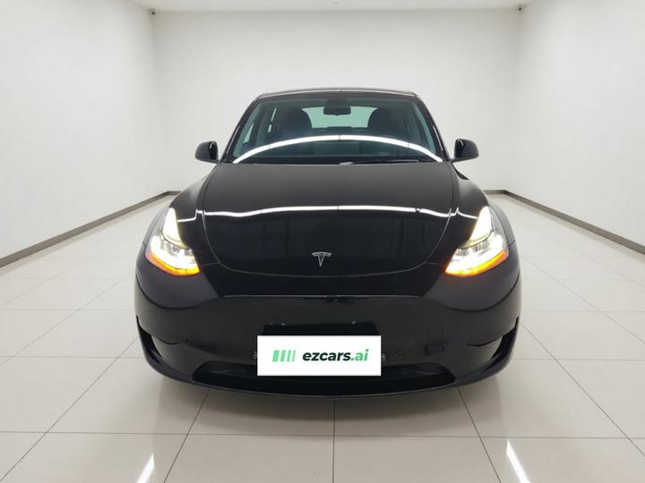 Model Y 2022 RWD photo 2
