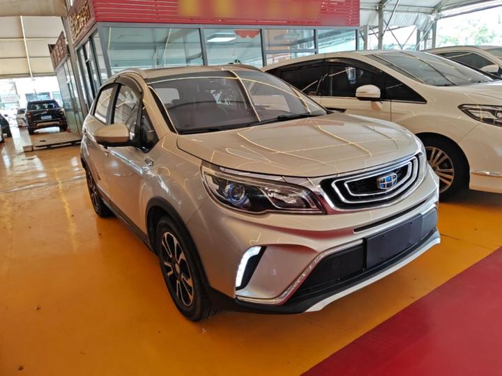 Vision X3 2017 1.5L AT Premium photo 3