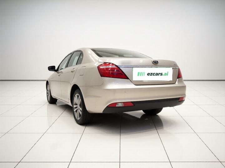 Emgrand 2017 Sedan 1.5L CVT photo 4