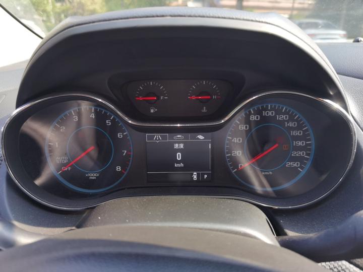 2017 1.5L AT photo 4