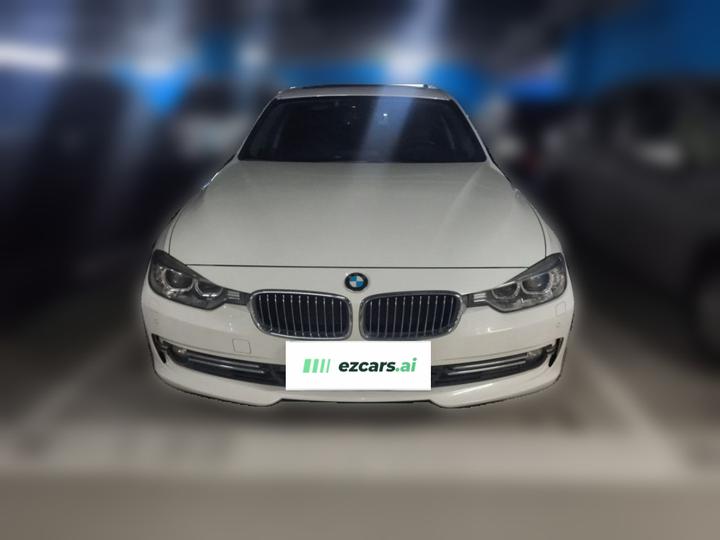 3 Series 2013 Facelift 320Li Luxury Design Package photo 2
