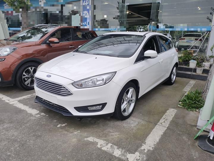 Focus 2020 Hatchback Classic 1.5L AT