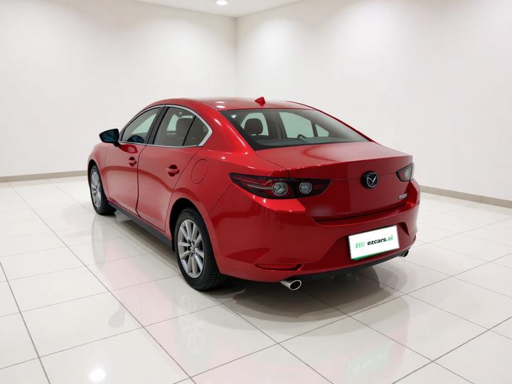 3 Axela 2020 1.5L AT photo 4
