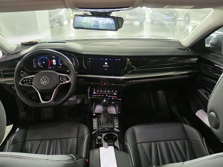 Passat 2023 330TSI Luxury photo 5