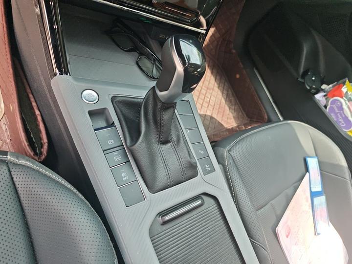 Passat 2025 380TSI photo 6