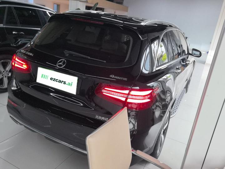 GLC 2019 GLC 260 L 4MATIC Luxury photo 4