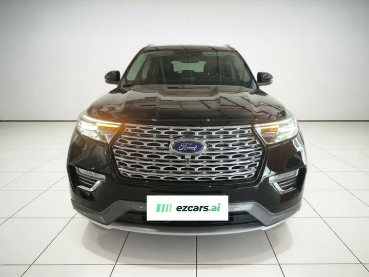 Explorer 2020 EcoBoost 285 AWD Titanium 6-Seater photo 2