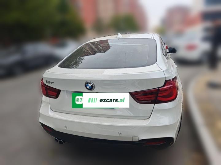 3 SeriesGT 2020 320i M Sport Package photo 5
