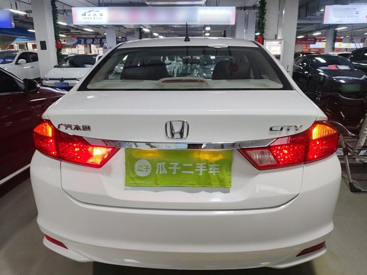 2017 1.5L CVT Comfort photo 5
