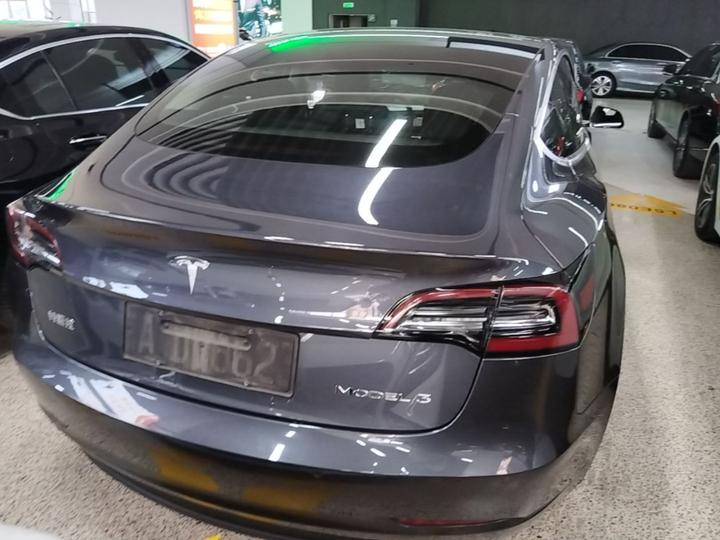 Model 3 2020 Standard Range RWD Upgraded photo 3