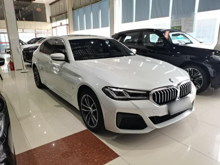 5 Series 2022 Facelift 525Li M Sport Package photo 3