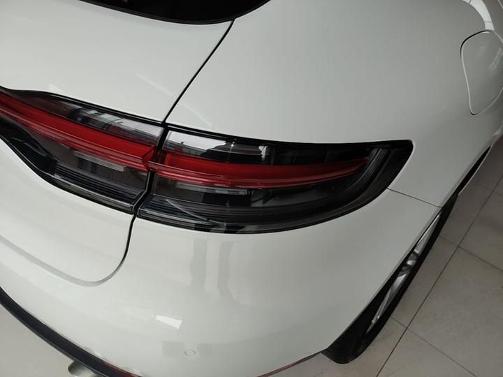 2020 Macan 2.0T photo 7