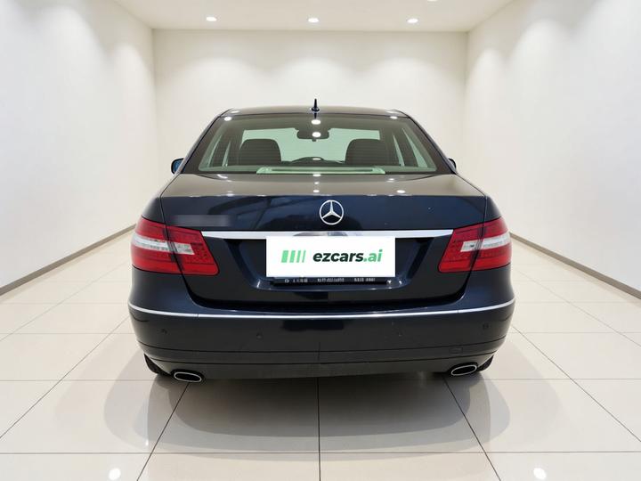 E-Class 2012 E 200 L CGI photo 5