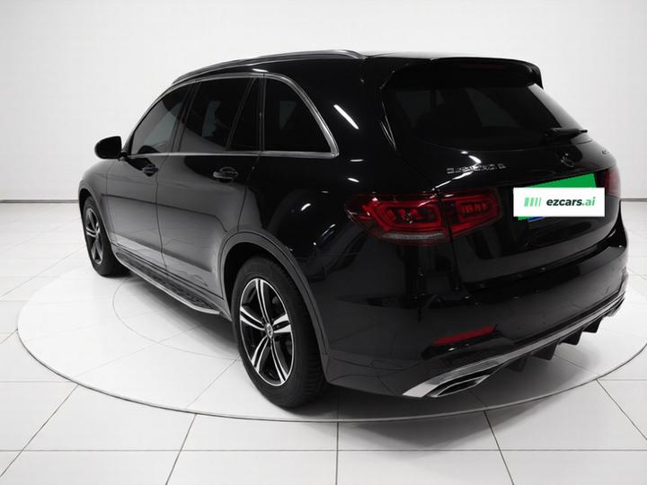GLC 2020 GLC 260 L 4MATIC Luxury photo 4