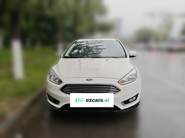Focus 2015 Sedan 1.6L MT photo 2
