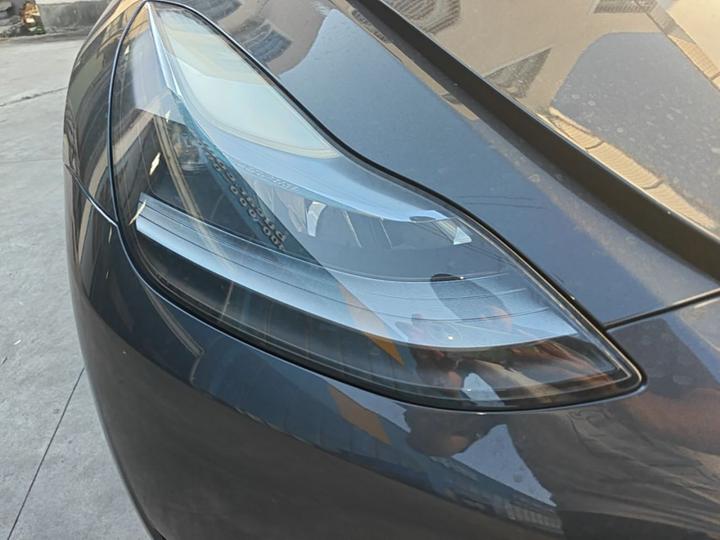 Model Y 2024 RWD photo 7