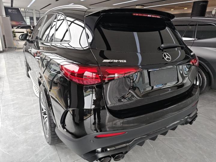 GLC AMG 2024 AMG GLC 43 4MATIC photo 4