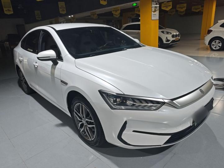 Qin PLUS 2023 Champion EV 420KM Leading photo 3