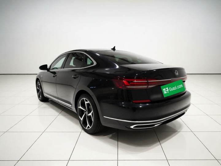 Passat 2023 330TSI Elite photo 4