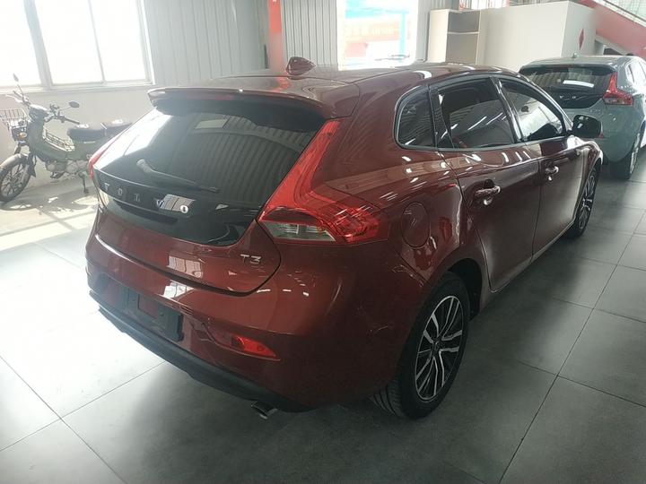 V40 2018 T3 photo 4