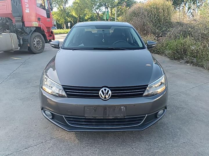 Sagitar 2014 Facelift 1.4TSI AT Luxury photo 2