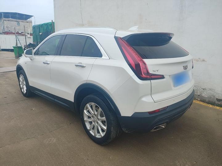 XT4 2018 28T RWD Tech photo 4