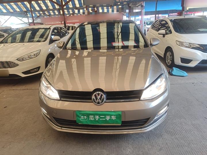 Golf 2015 1.6L AT Comfort photo 2