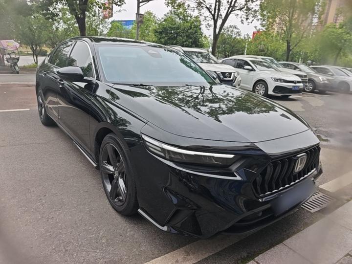 2023 260TURBO photo 3