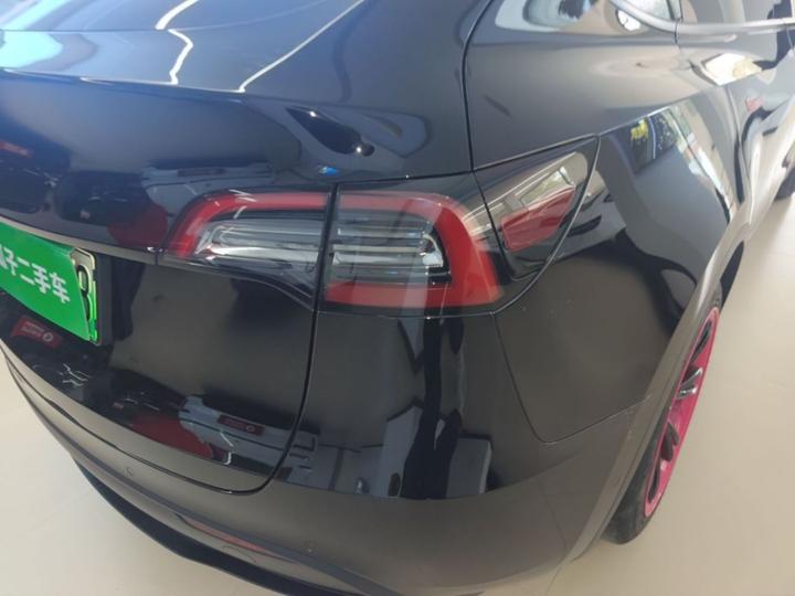 Model Y 2023 RWD photo 7