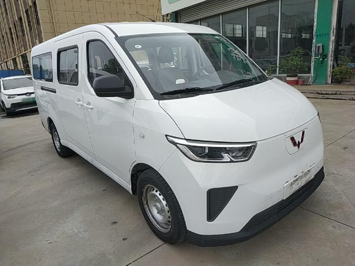 Wuling 2024 300km Comfort Bus 75kW photo 3