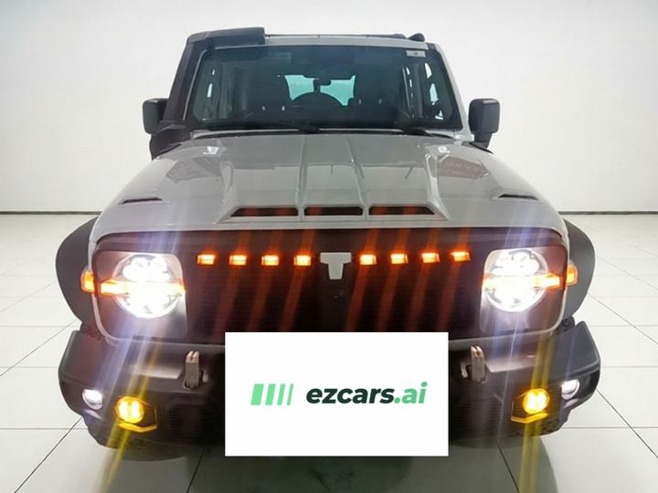 300 2023 2.0T 02 photo 2