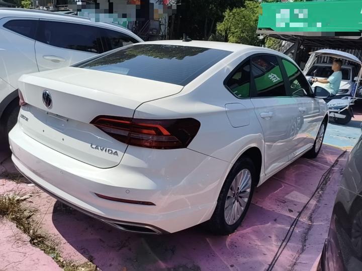 Lavida 2021 1.5L AT Comfort photo 4